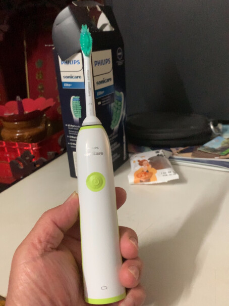 飞利浦PHILIPS电动牙刷这个牙刷又单买的刷头吗？