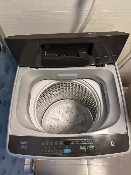 海尔EB8--M20Mate1这个洗衣机好用吗？有没有人上门安装的？