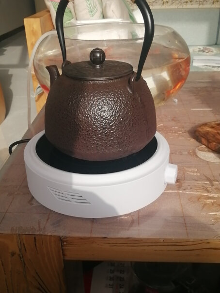 康佳电陶炉煮茶器电茶炉煮茶烧水壶这个上面可以放摩卡壶吗？