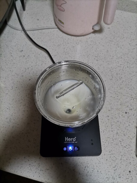 Hero电动打奶器最小容量的min线，是多少毫升？