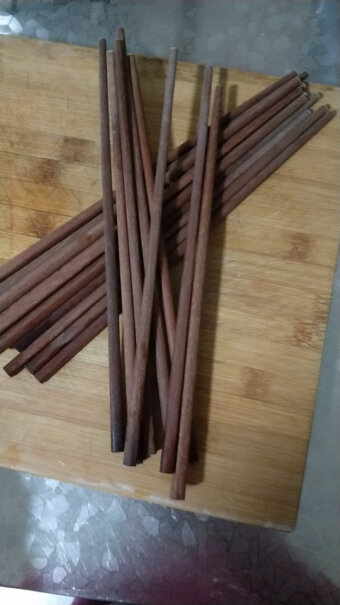 双枪筷子10双装原木铁木筷子家用实木筷子套装发霉吗 有味道不？