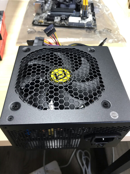 安钛克VP350 台式电源350W1066+i3 7100 够用吗？