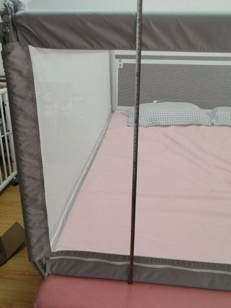 大象妈妈床围栏婴儿防摔床围儿童防掉床档床护栏安装方便吗？需要打孔吗？