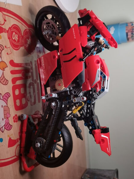 乐高LEGO积木机械系列我的后轮转动卡发动机转不起来，有一样问题的吗，怎么解决？