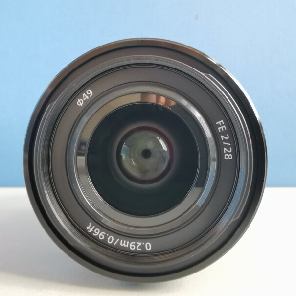 索尼Sonnar T* FE 35mm F2.8 ZA这个镜头适合拍摄星空吗，如果不是很适合麻烦推荐一款。