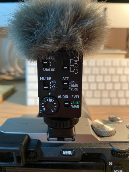 摄像机索尼UWP-D21无线麦克风质量怎么样值不值得买,入手使用1个月感受揭露？