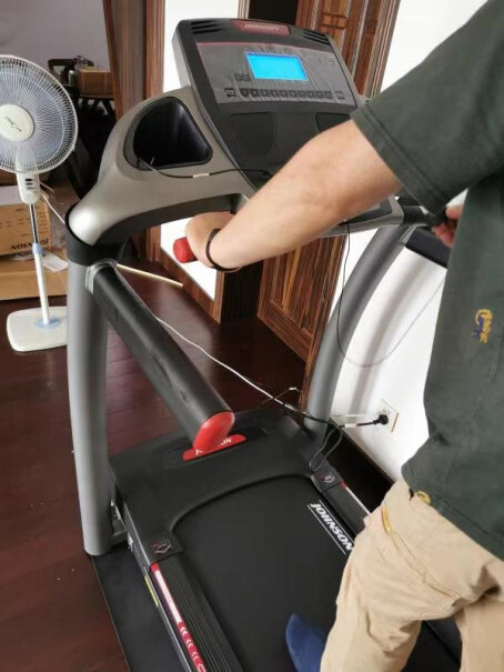跑步机乔山JOHNSON跑步机家用折叠走步机运动健身器材8.1T入手使用1个月感受揭露,评测哪款值得买？