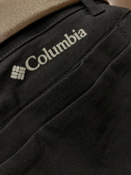 冲锋衣裤Columbia使用体验,评测哪一款功能更强大？