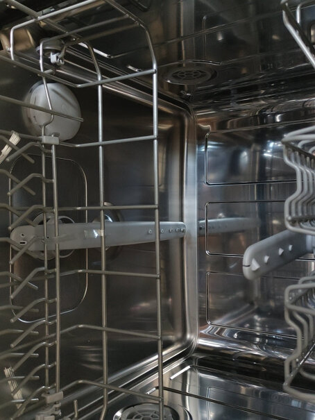 云米8套嵌入式家用洗碗机WIFI全智能除菌烘干存一体费电费水吗？