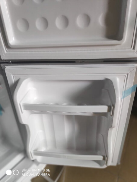 荣事达迷你冰箱小小型双门电冰箱家用宿舍冷冻冷藏节能58升的有人发图一下吗？