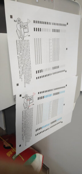 惠普DJ 2720能打a4的纸和能复印吗？
