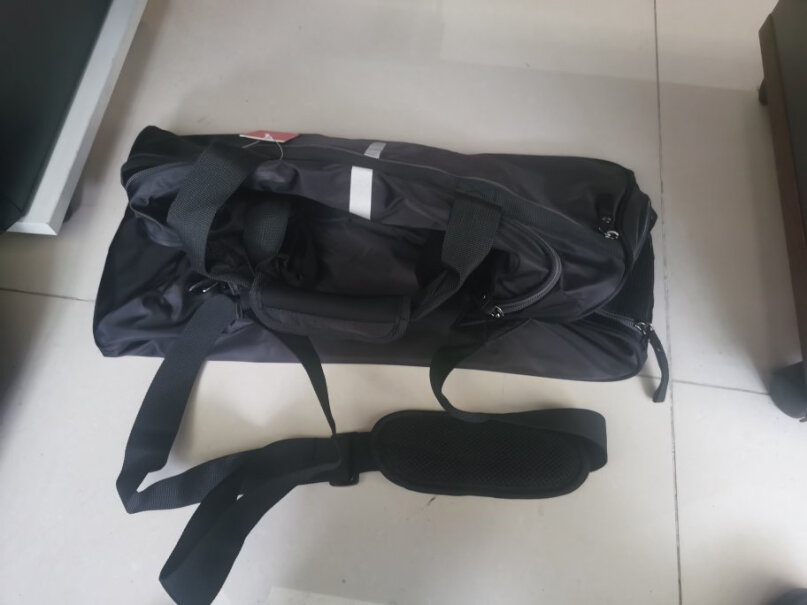 运动包李宁运动包斜挎包健身户外桶包大容量男女手提旅游包黑色哪个值得买！分析应该怎么选择？