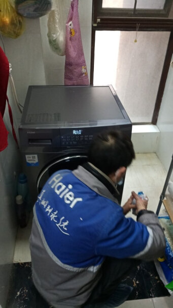 海尔变频滚筒洗衣机全自动除菌螨洗衣机使用时候，是否乎晃动？