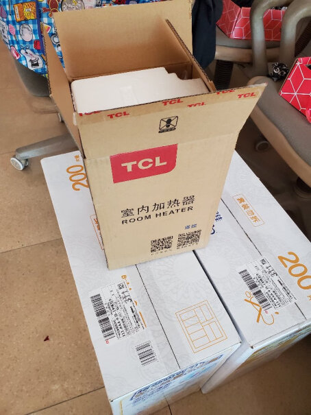 TCL取暖器大家遇到这种一买来用几次就坏了的情况嘛，线烧坏了，质量这么差不是二手的吧？