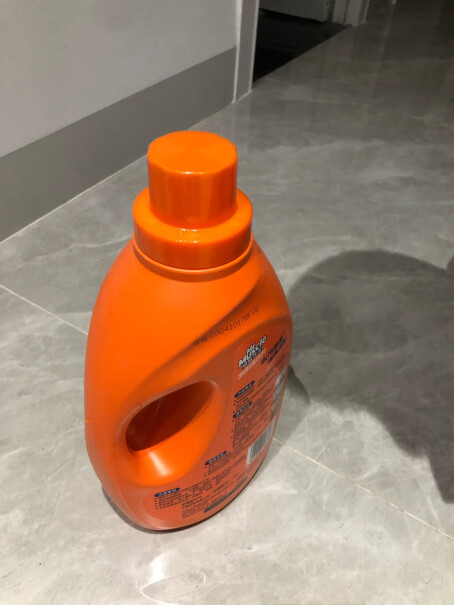 威猛先生地板清洁剂乳胶漆可清除吗？
