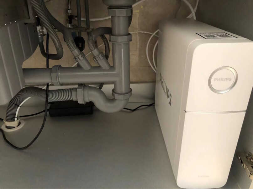飞利浦UF10超滤净水机家用直饮净水器不插电无废水有接管线机的吗？用着怎么样？