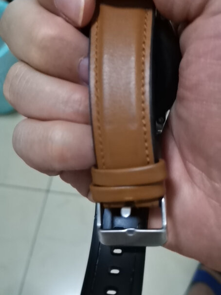 智能手表华为WATCH GT2 表带「黑色」哪个更合适,使用感受？
