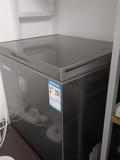 美菱100升顶开门BC/BD-100DT小冷柜请问一下这款冰柜启动的时候声音大吗？