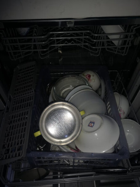 华凌10套洗碗机vie7家用嵌入式全自动台式水怎么加？