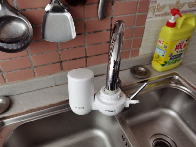 飞利浦水龙头净水器家用水龙头过滤器厨房自来水过滤器净水机滤芯型号是什么？