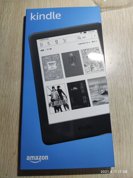 Kindle电纸书青春版8G屏幕比手机屏幕大吗，和手机比阅读体验怎么样？