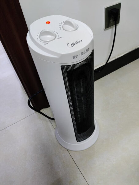 美的（Midea）超级单品取暖器这款好用，还是踢脚线那种好用呀？
