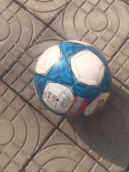 足球李宁5号足球室外比赛儿童成人机缝足球LFQH002-1使用良心测评分享,功能介绍？