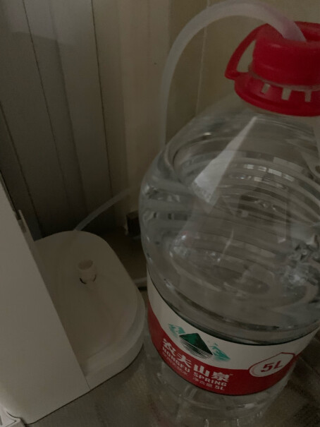 集米T2饮水机抽水软管T2饮水机抽水软管抽水的时候会很吵吗？