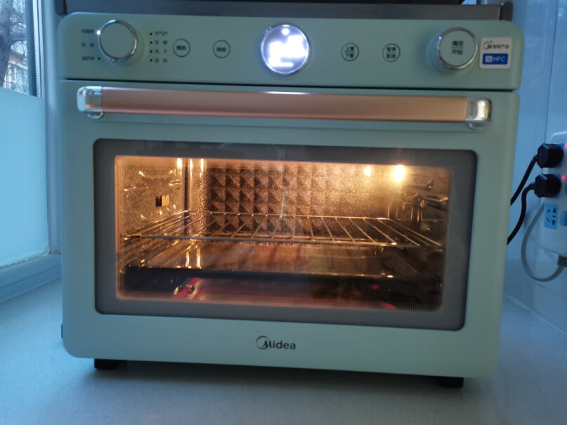 美的初见电子式家用多功能电烤箱35L智能家电谁能帮忙量量内部尺寸？
