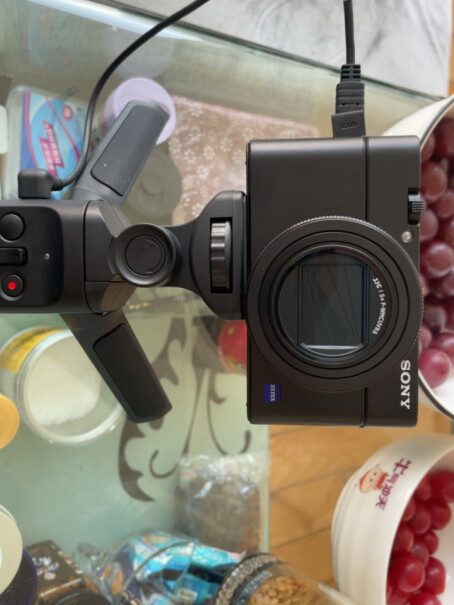 索尼VCT-SGR1拍摄手柄单买机器合适还是套餐合适呀？