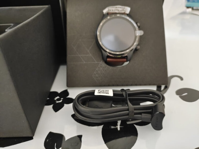 TicWatch ProX 4G智能手表充电触点会被汗水腐蚀么？