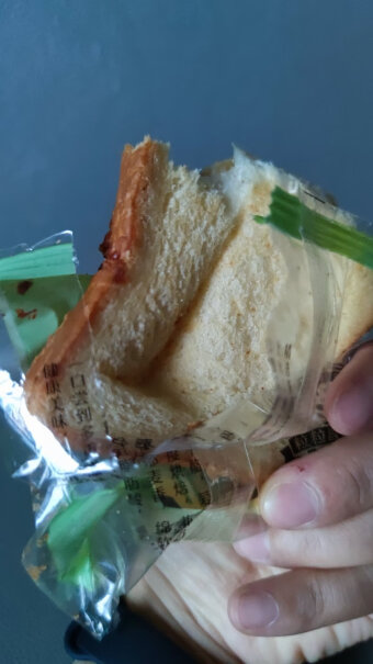 良品铺子手撕面包2斤装量贩早餐小面包代餐休闲零食办公室点心整箱装礼盒质量好吗,要注意哪些质量细节！