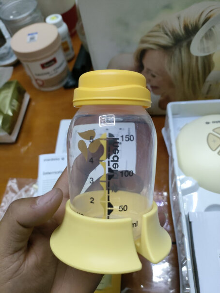 Medela美德乐吸奶器电动吸奶器单边吸乳器母乳集奶器挤奶器有口径更大的喇叭口吗，28的或者32的？