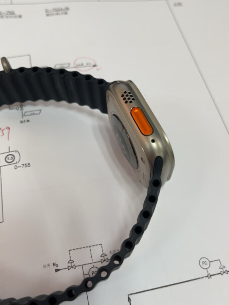 Apple Watch Ultra 智能手表 GPS + 蜂窝款 49毫米 钛金属原色 钛金属表壳午使用怎么样？评价质量实话实说？