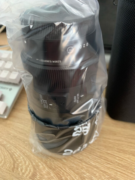 适马70mm F2.8微距镜头这个佳能90d可以用吗？