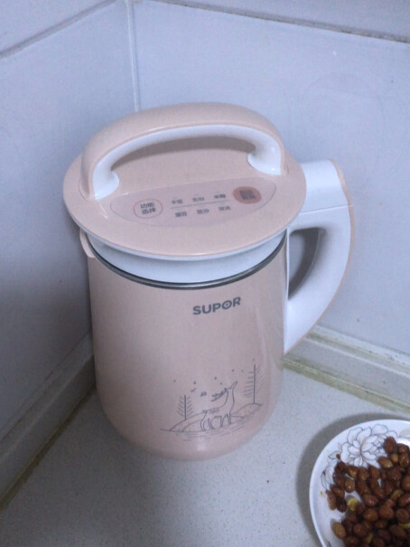 苏泊尔豆浆机多功能家用豆浆机破壁免滤1.3L大小容量2-5人亲们，这款豆浆机免滤吗？