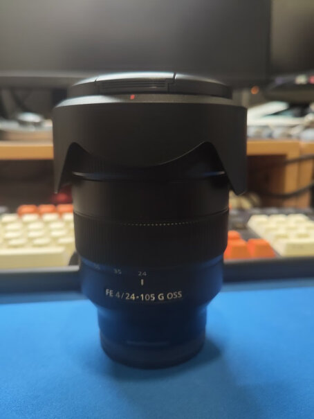 索尼FE 16-35mm F2.8 GM镜头怎么解决上三脚架时头重脚轻的问题？