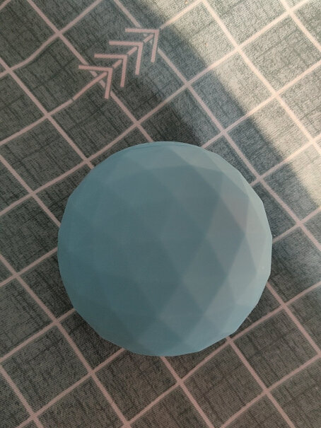 LATIT筋膜球足底筋膜球按摩球筋膜球背部按摩球肌肉放松蓝有没有其他异味啊？