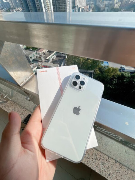 图拉斯苹果12promax手机壳iphone12他家的防摔有专利设计吗？