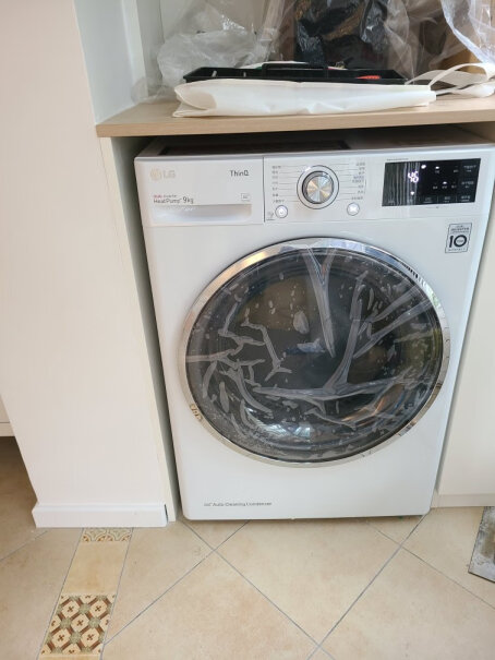 LG9KG双变频热泵烘干机家用干衣机工作时吵不吵？