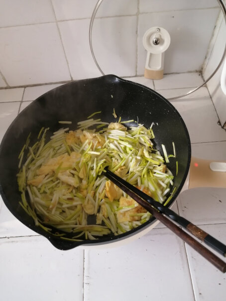 苏泊尔SUPOR你们买的锅，有锅盖盖不严实的吗？