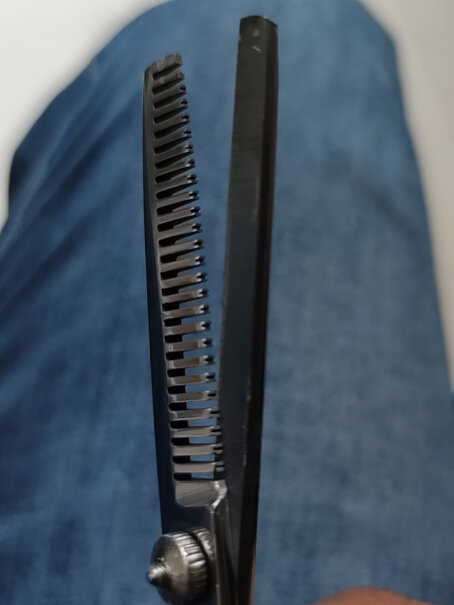 奔腾理发器理发剪刀产品有密封包装吗？