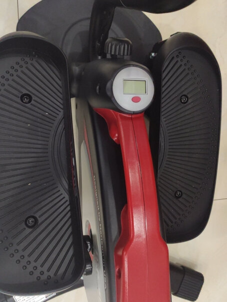 美国汉臣HARISON智能家用踏步机迷你静音太空漫步机要插电么？