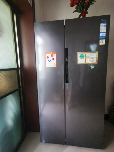 美的Midea606升冰箱双开门对开门冰箱一级变频风冷无霜智能家电BCD-606WKPZME买了冰箱，都有收到赠品吗？