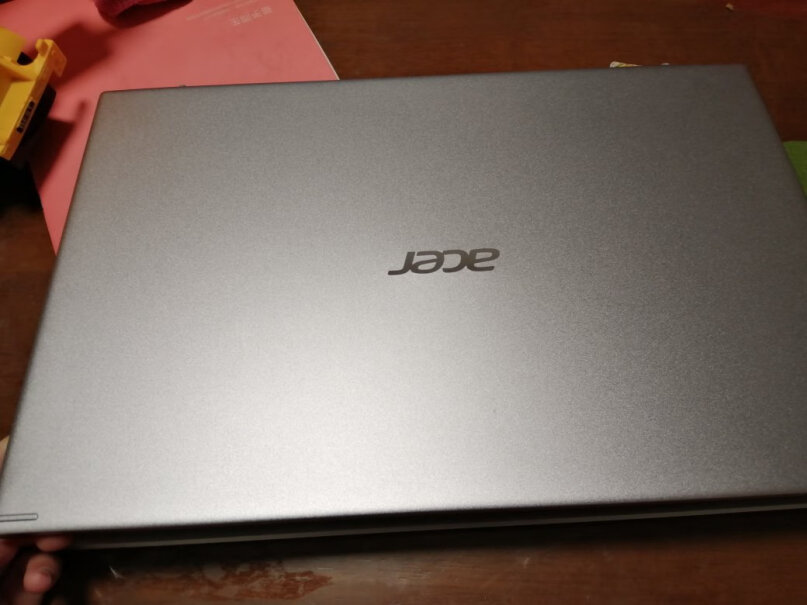 宏碁Acer新蜂鸟Fun15.6英寸轻薄本是全金属的吗，还是只有A面金属？