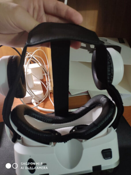 VR眼镜千幻魔镜G04BS VR眼镜蓝牙版应该注意哪些方面细节！质量真的好吗？