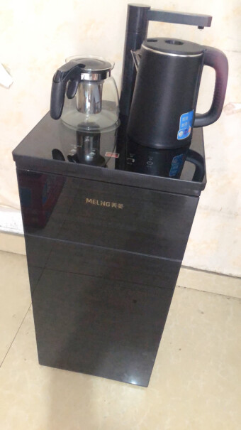 美菱茶吧机家用多功能智能温热型立式饮水机水壶是304的材料吗？