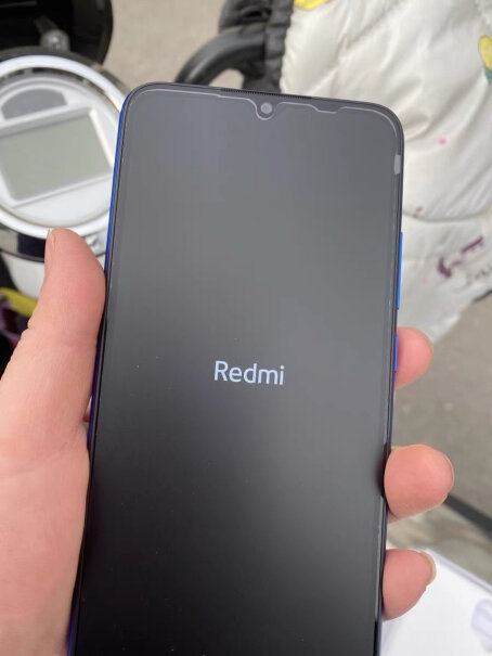 Redmi9A标配带手机壳吗？