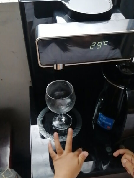 奥克斯茶吧机家用饮水机亲们，耗电大吗。