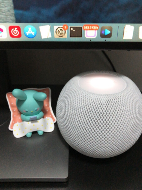 AppleHomePodSiri唤醒HomePod或者AirPlay音乐的时候，顶部有嗒的一声轻响吗？